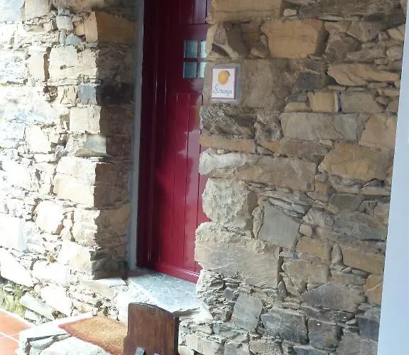 Hétvégi ház Casal Da Corticada